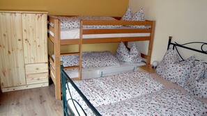 Zimmersafe, kostenlose Babybetten, kostenloses WLAN