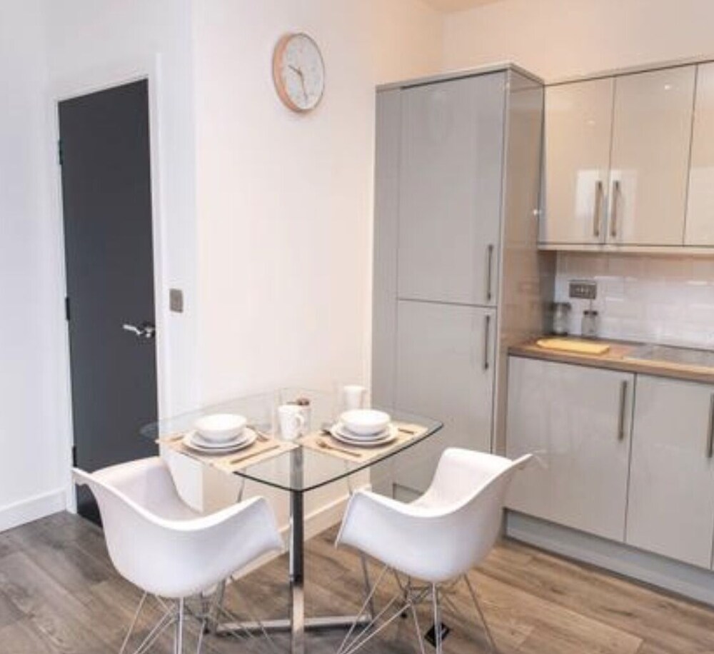 Augustus House Serviced Apartments Deals & Reviews (Bradford, GBR) Wotif