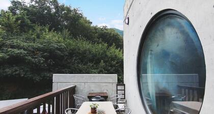Debussy Pension