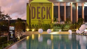 3 outdoor pools, open 8:00 AM to 9:00 PM, free pool cabanas