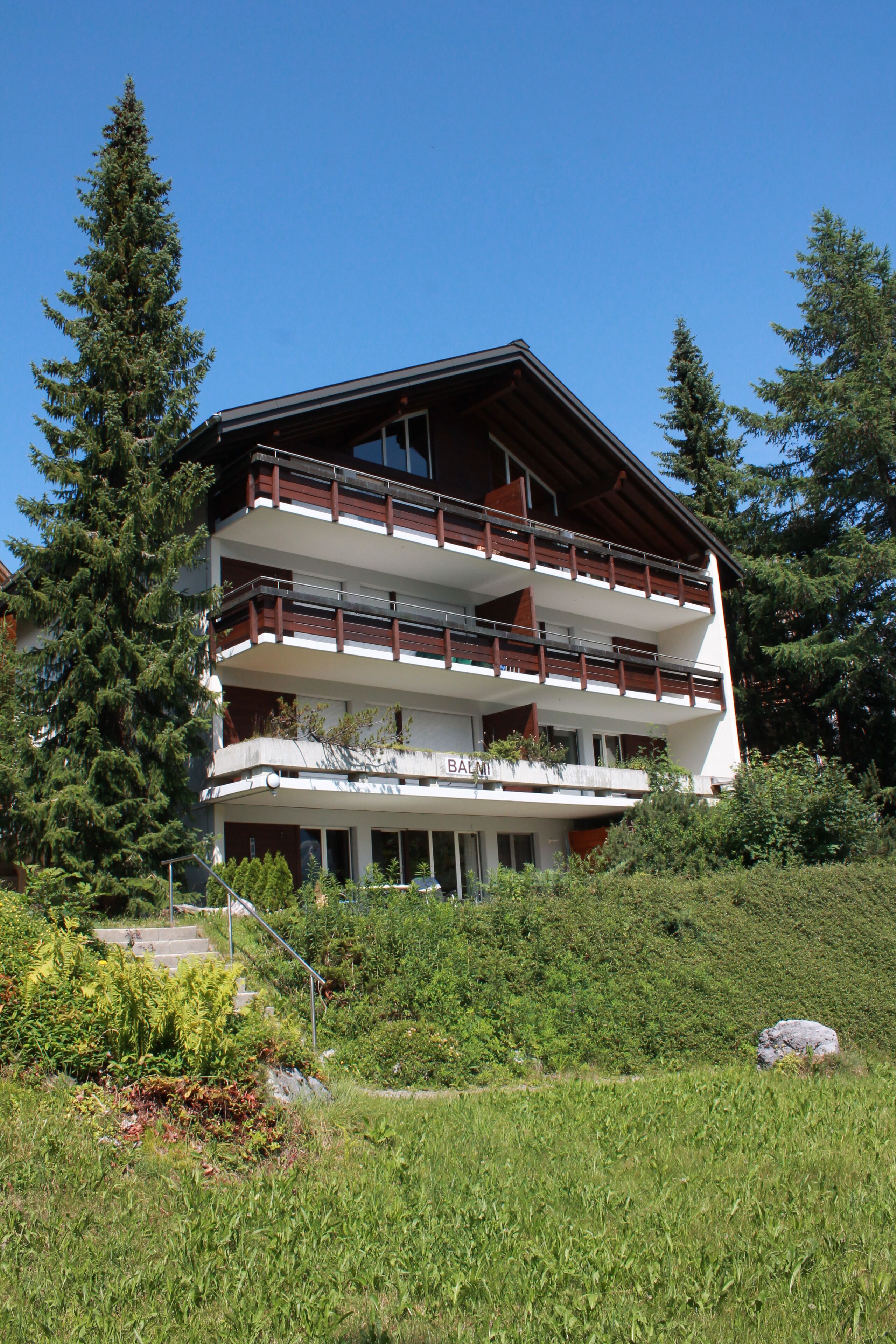 Balmi Apartment - in the heart of the Alps in Lauterbrunnen, Switzerland