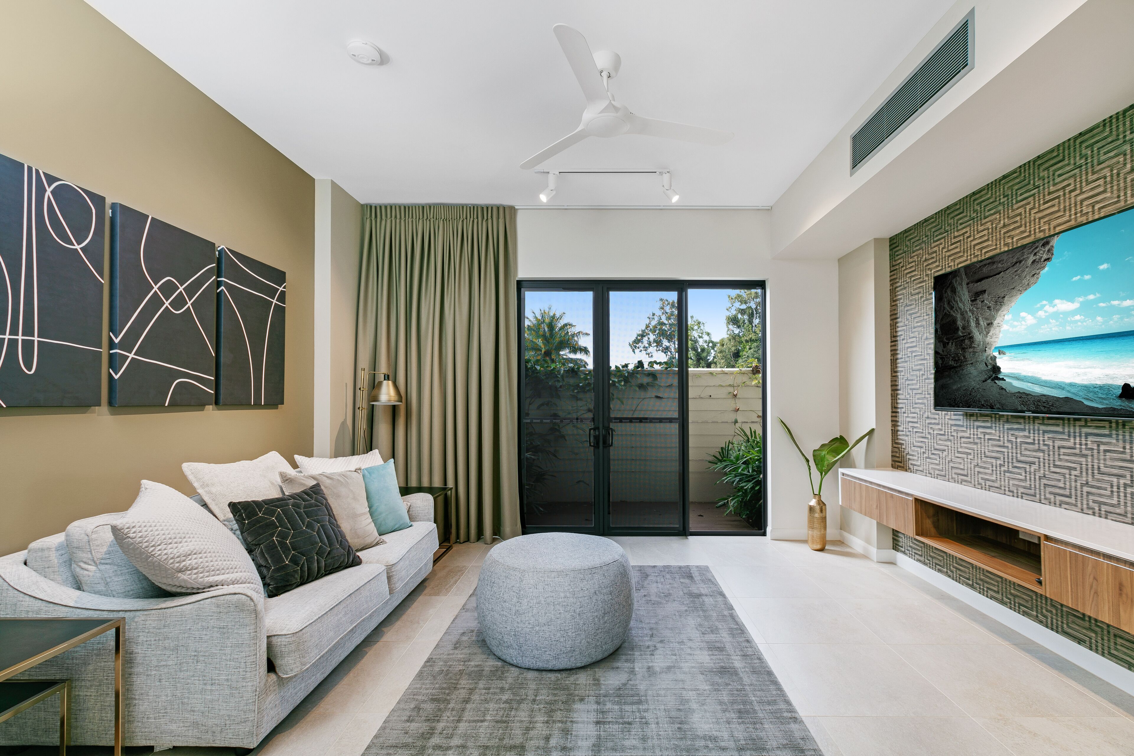 Undeniable Natural Beauty Meets Luxury Private Living