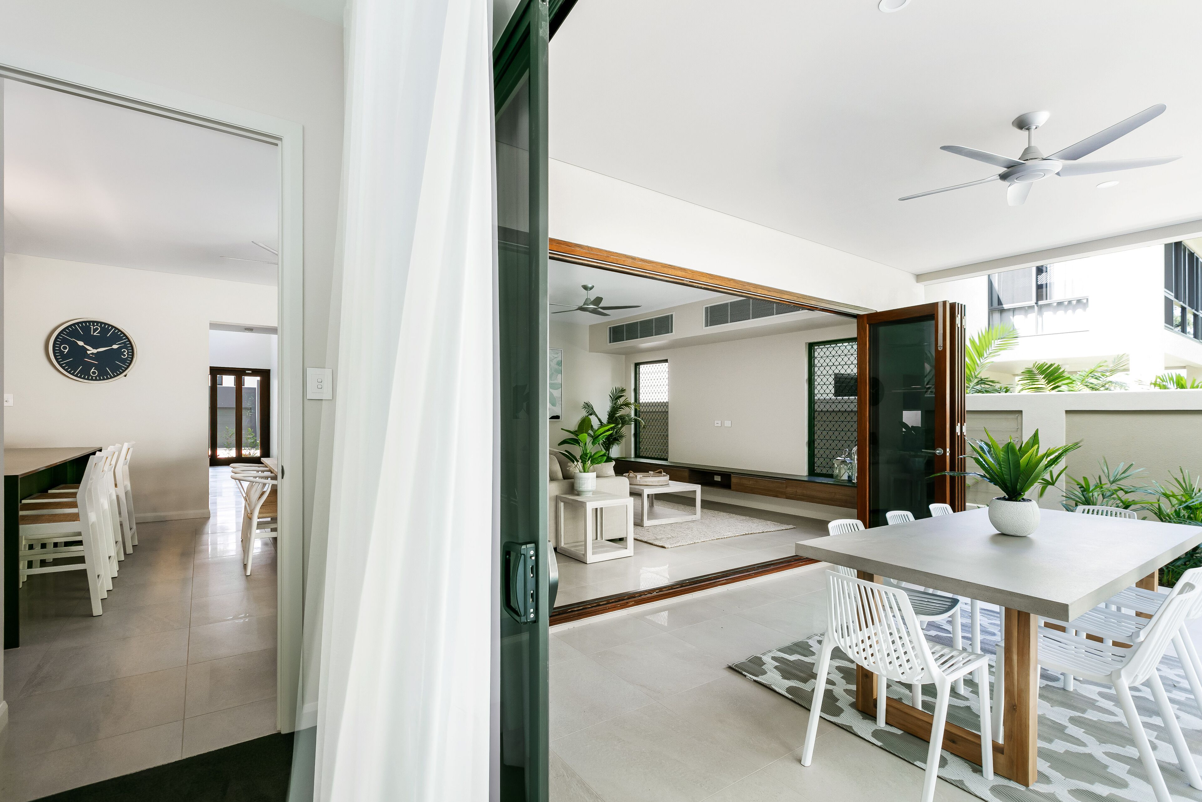 Come and Experience #10 Esprit Luxury Retreat Palm Cove