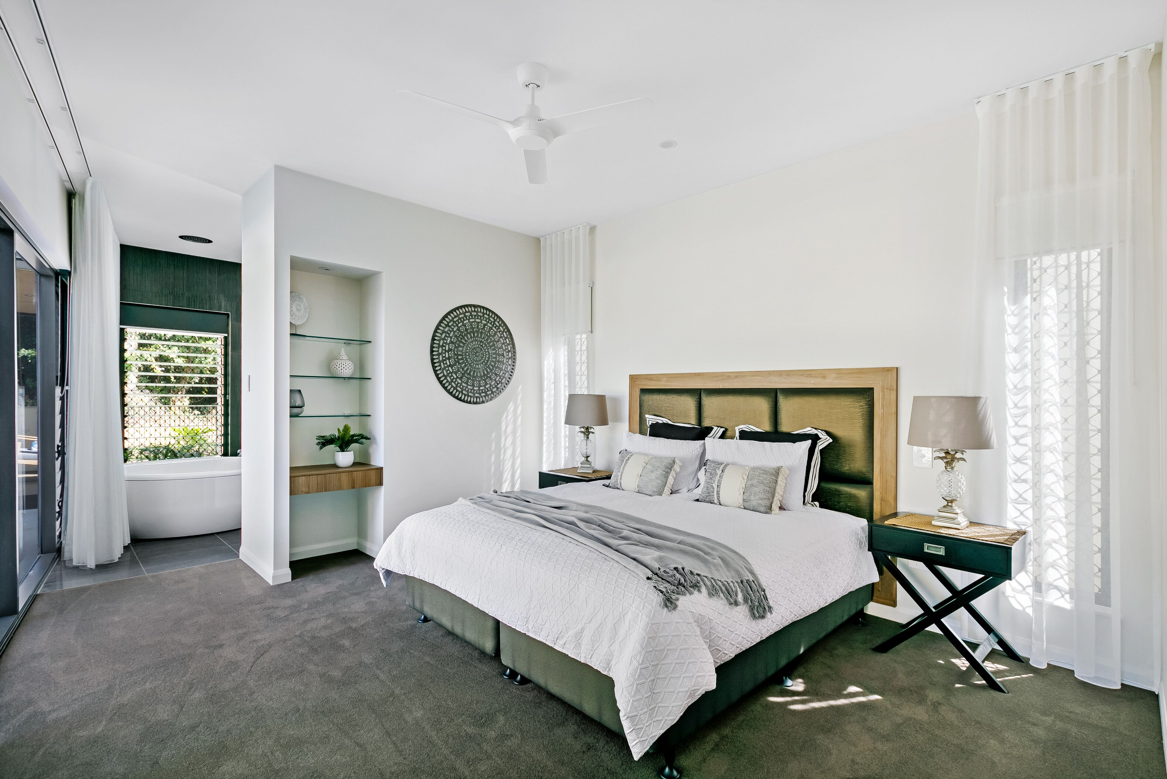 Come and Experience #10 Esprit Luxury Retreat Palm Cove