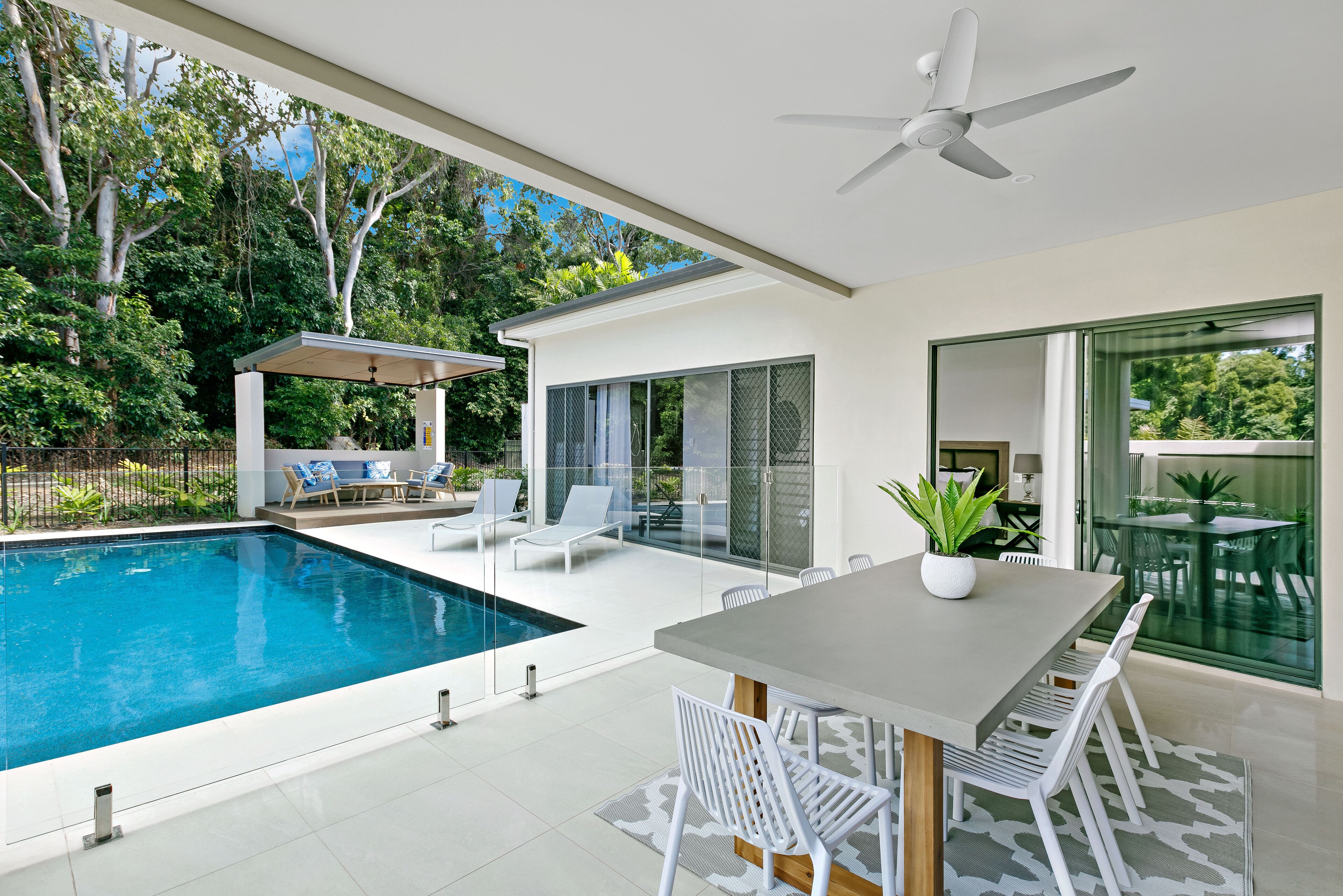 Come and Experience #10 Esprit Luxury Retreat Palm Cove