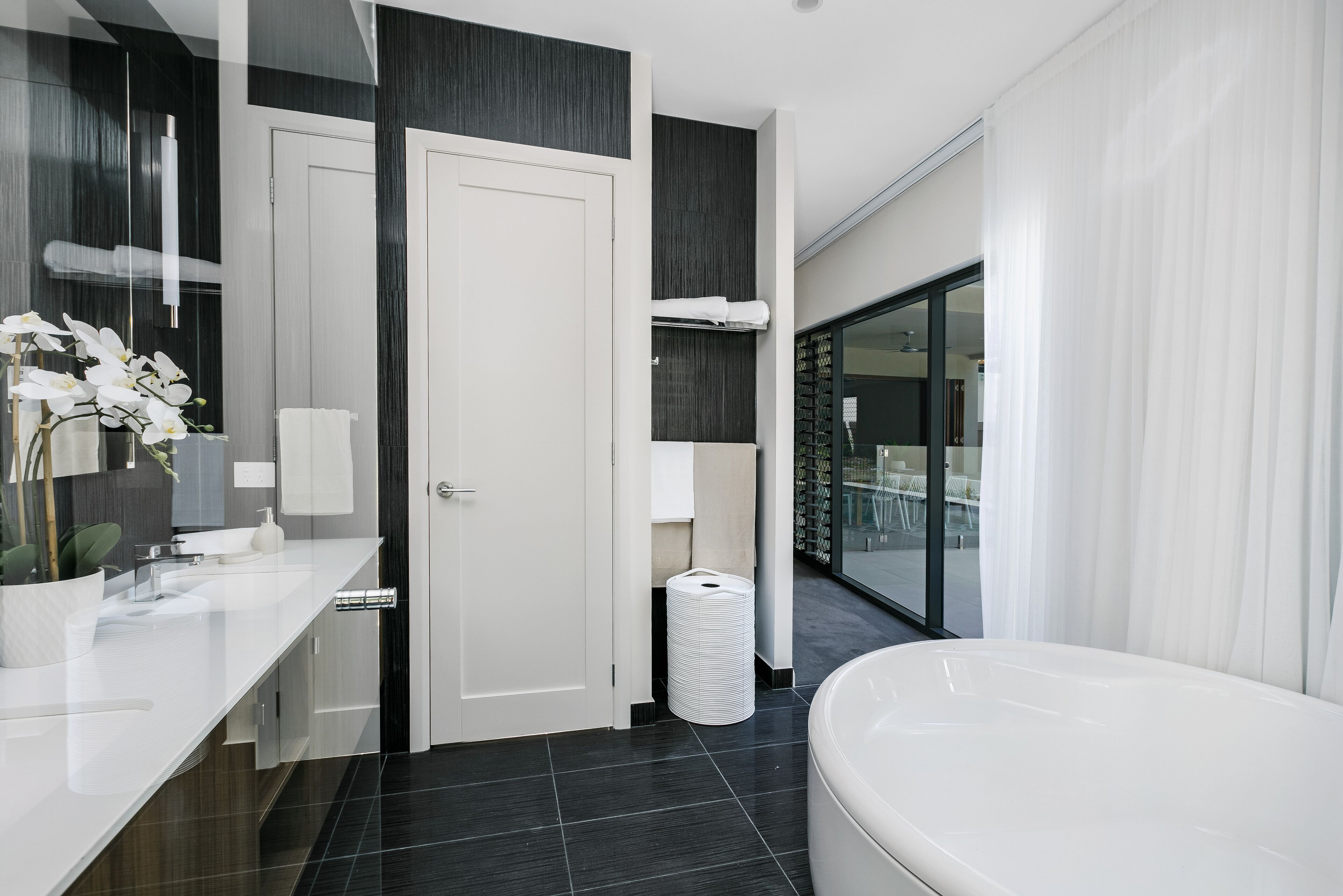 Come and Experience #10 Esprit Luxury Retreat Palm Cove