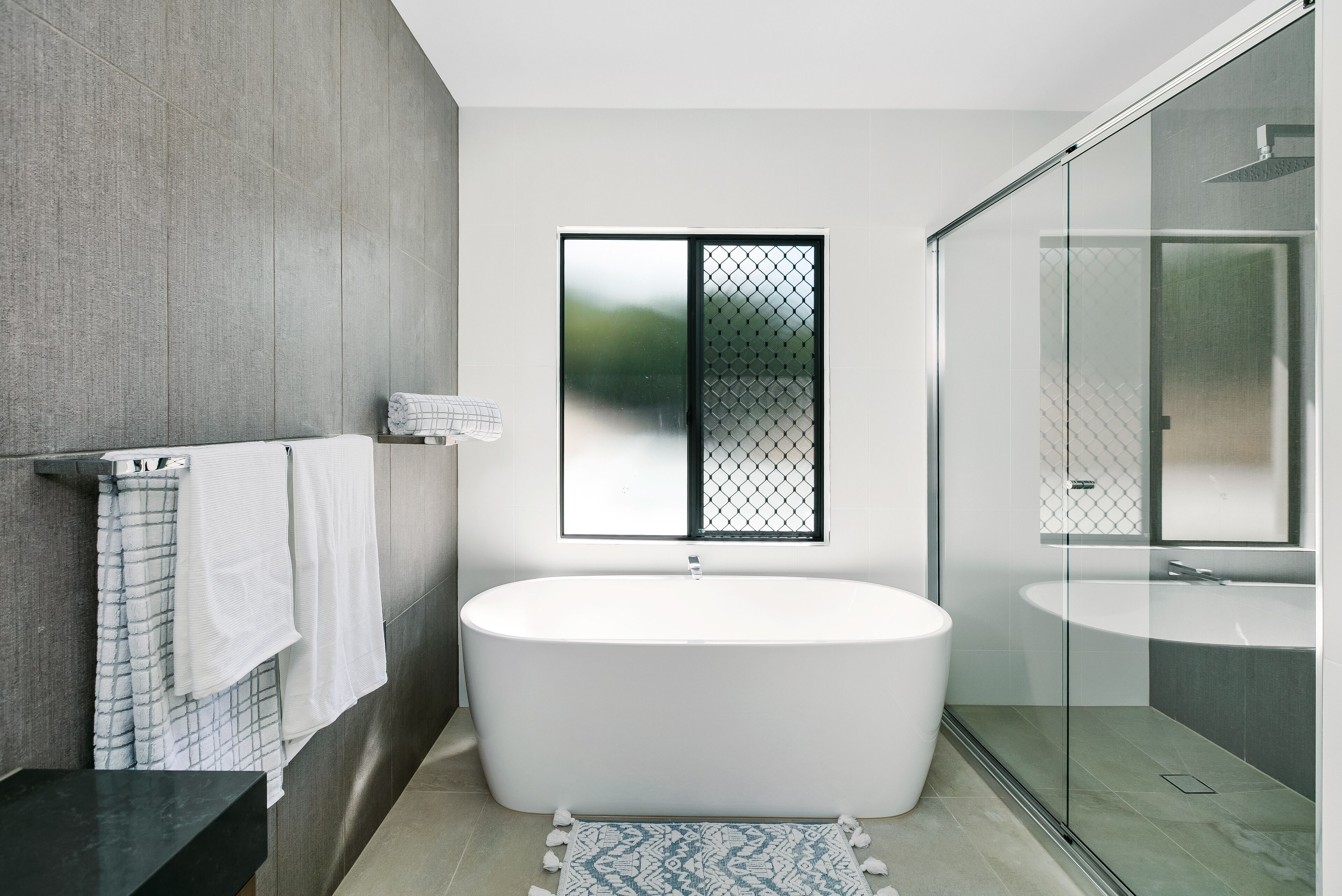 Come and Experience #10 Esprit Luxury Retreat Palm Cove