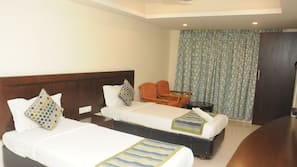 Desk, laptop workspace, iron/ironing board, free WiFi