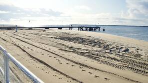 Plage à proximité, sable blanc