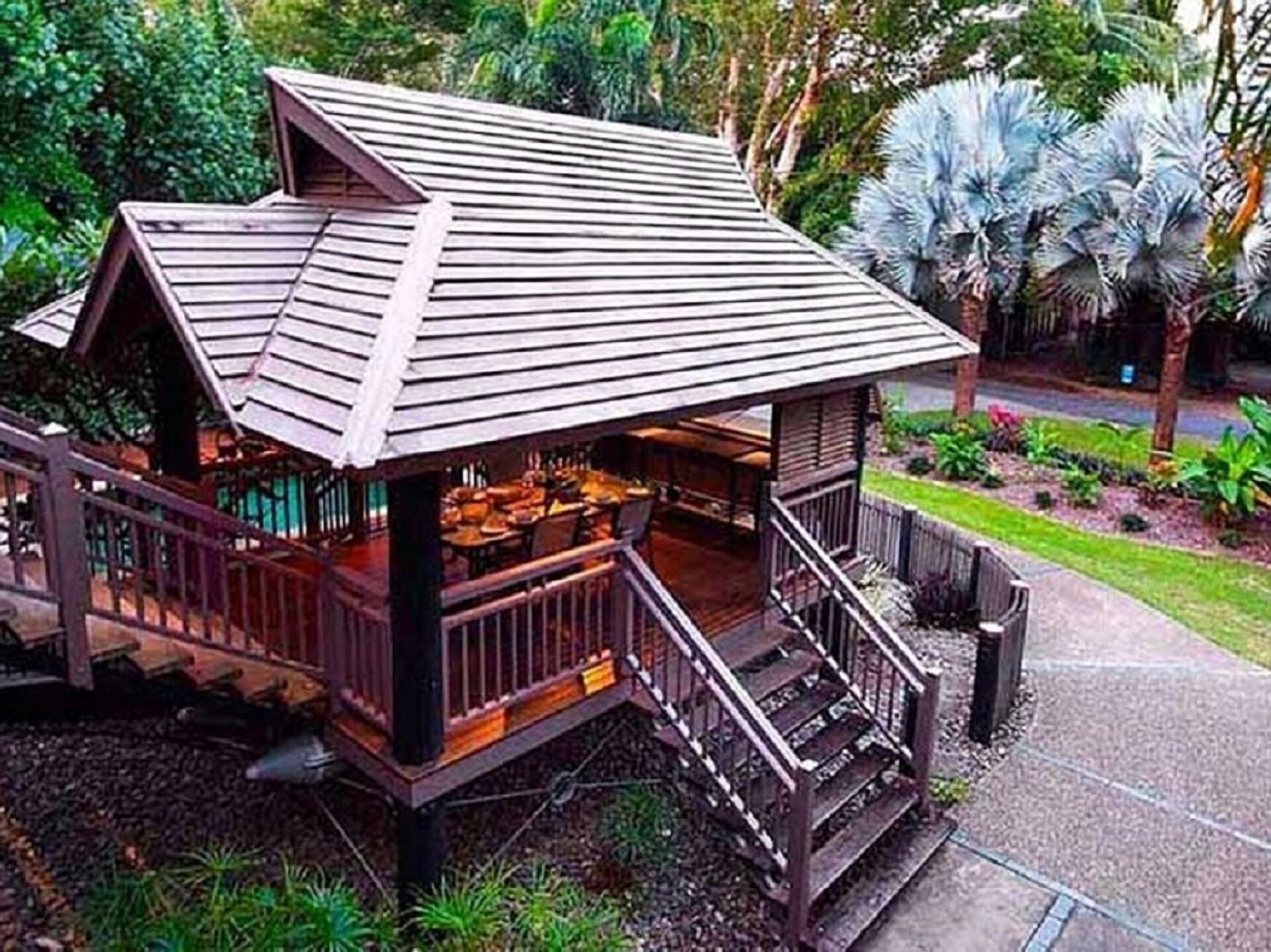 3 Palms - Oak Beach / Beach House