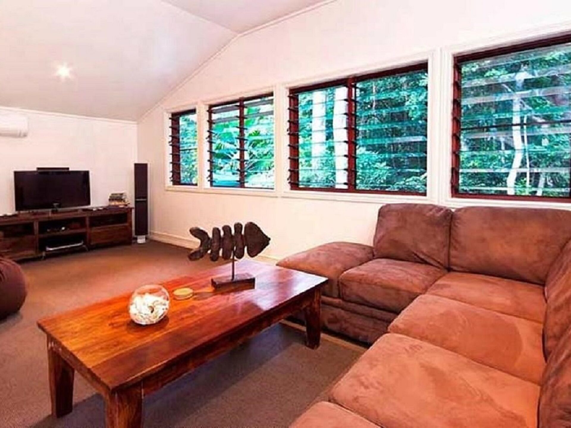 3 Palms - Oak Beach / Beach House