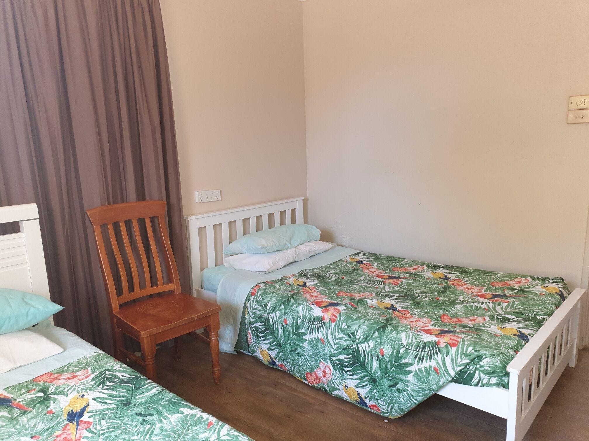 SUNNYBANKS DRIVE HOLIDAY ACCOMODATION GERALDTON