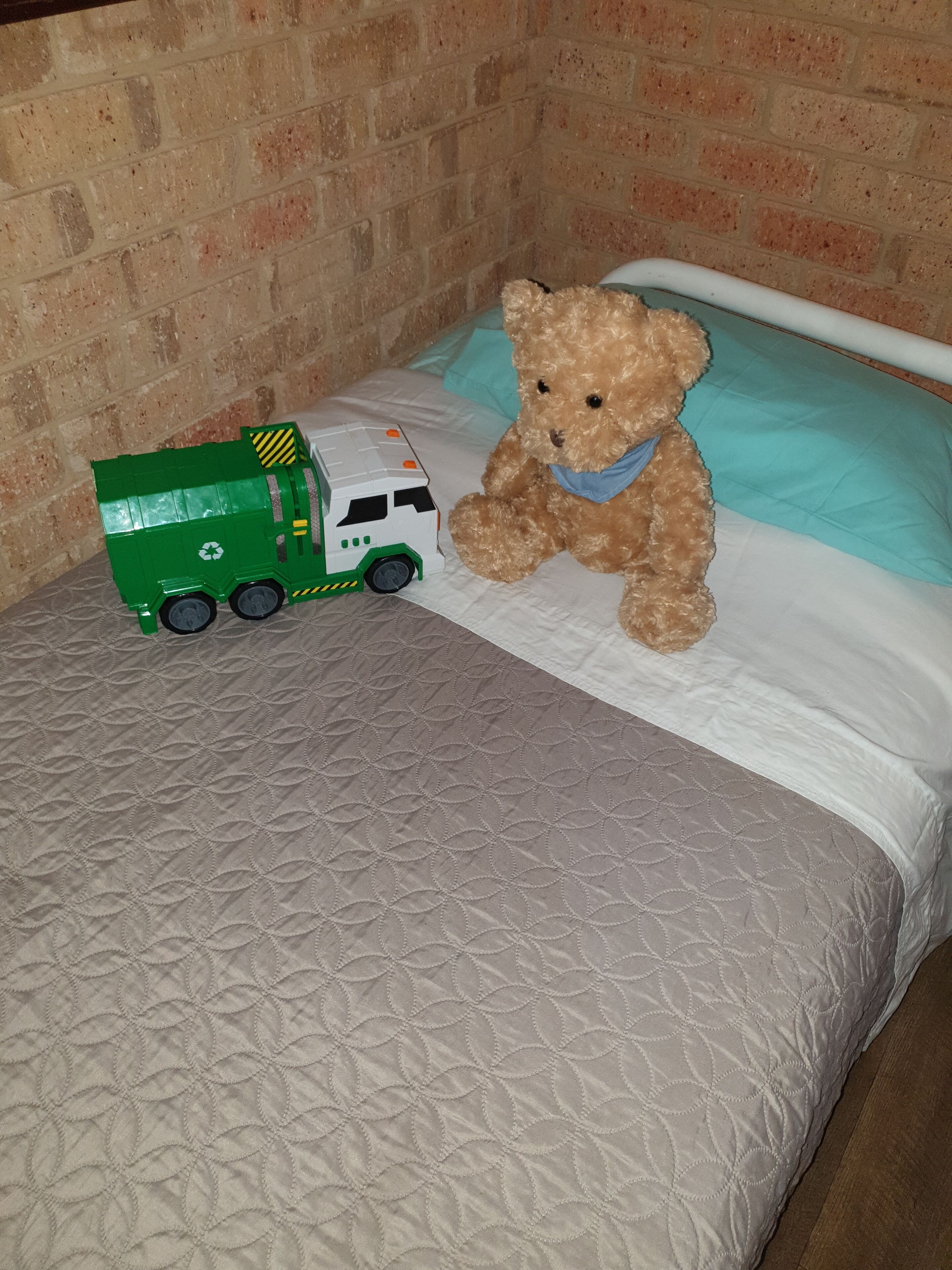 SUNNYBANKS DRIVE HOLIDAY ACCOMODATION GERALDTON