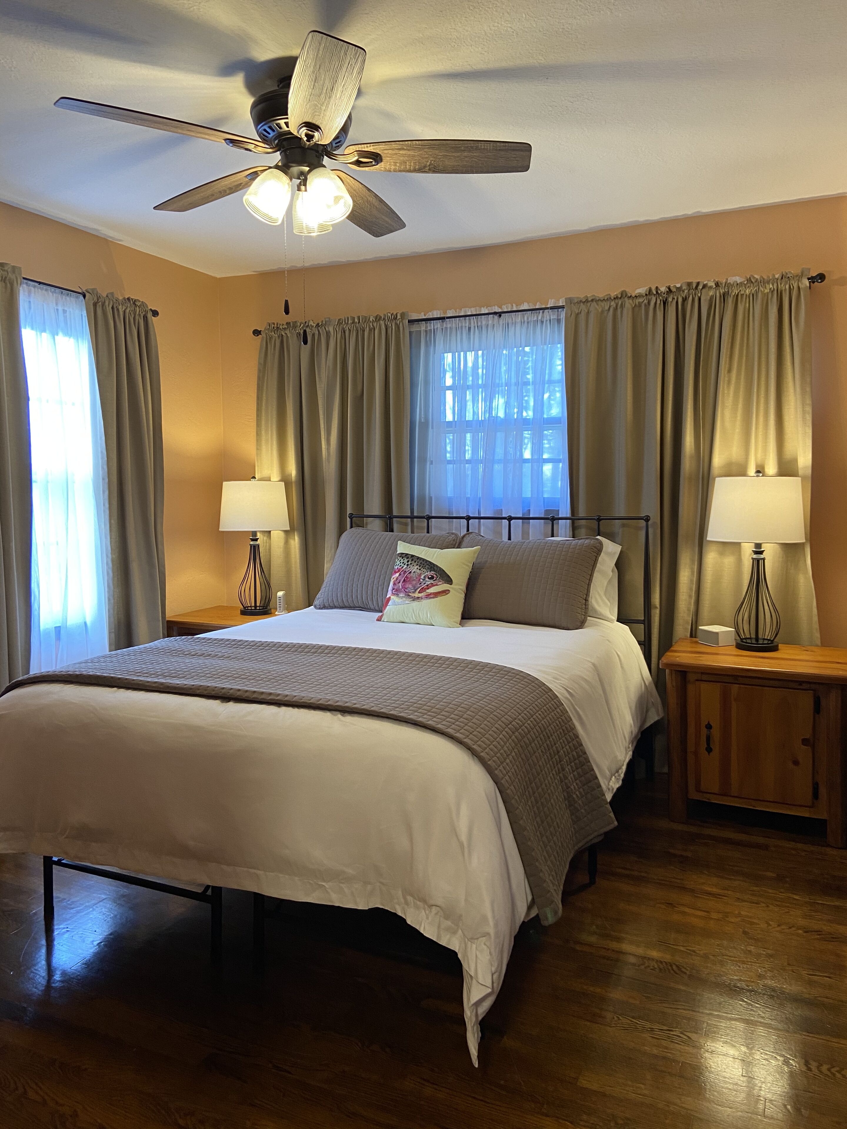 ?fisherman's Hideaway - Pull Through Boat Parking. Book Now Before its Gone! in Mountain Home, United States