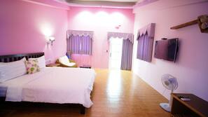 Soundproofing, free WiFi, linens