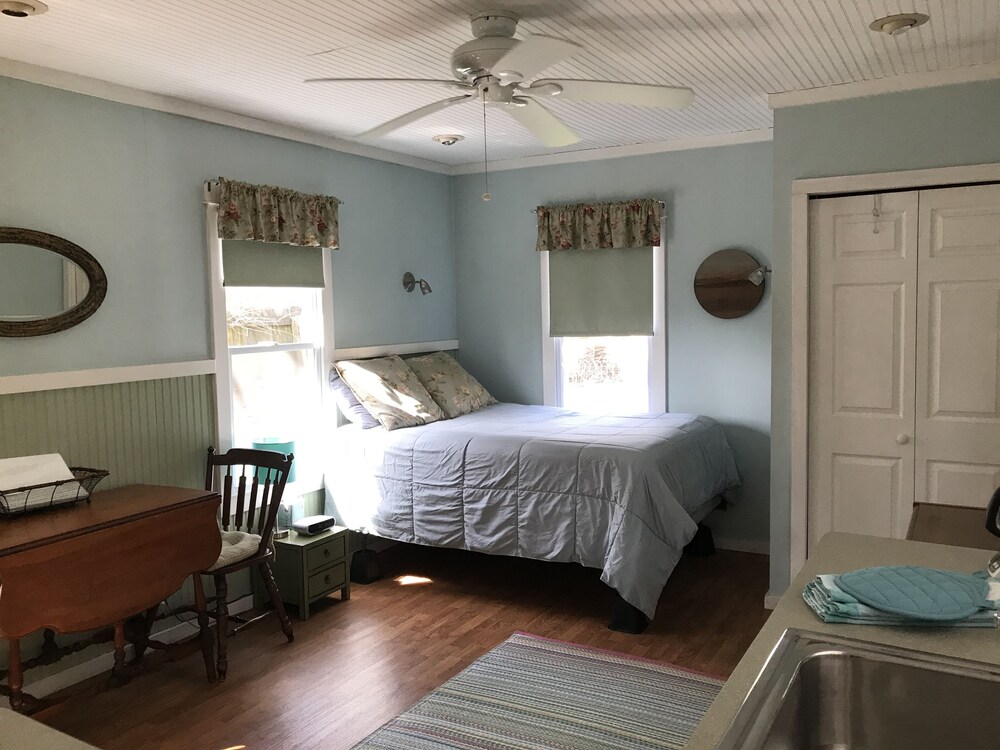 Kentucky Derby & Oaks Own Cabin at Audubon Park Audubon Park Vrbo