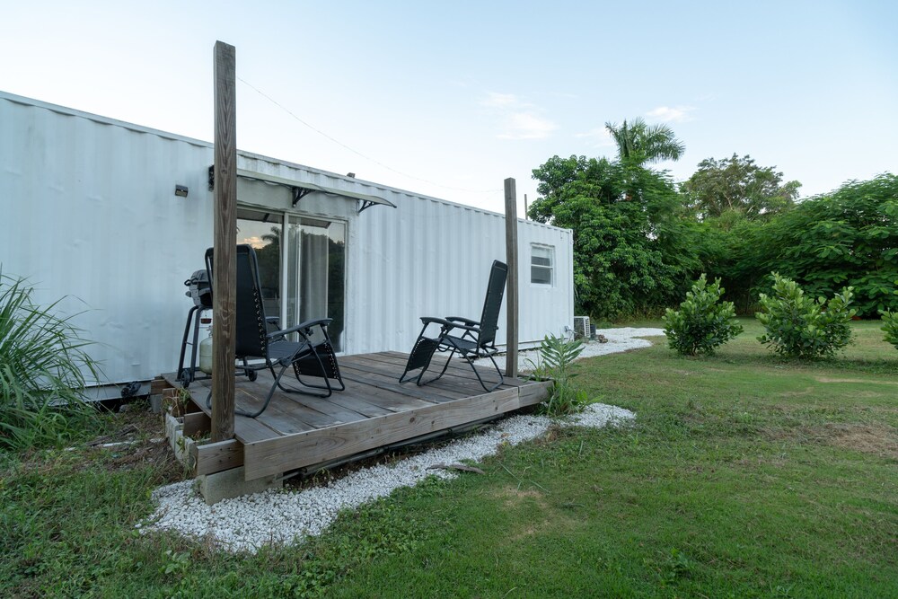 Redland Hideaway! Between Miami & Fl Keys