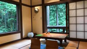 In-room safe, free WiFi