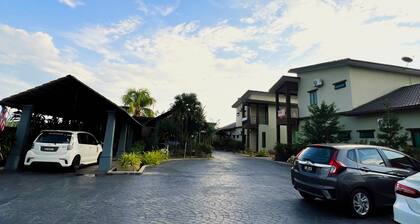 D' Qamar Guesthouse