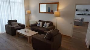 Fernseher mit Kabel-/Satellitenempfang