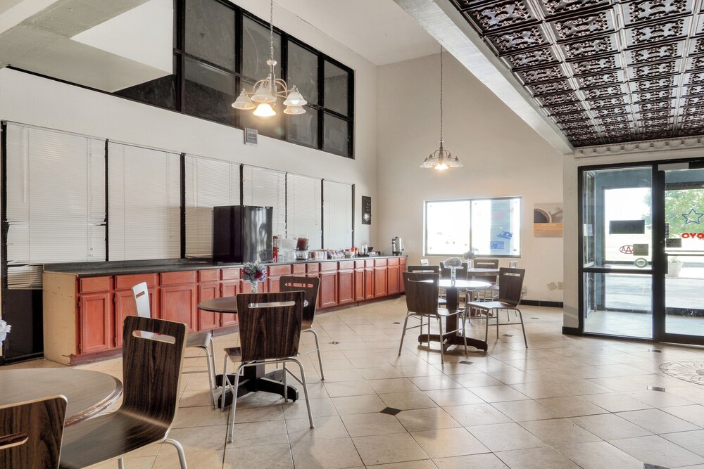 Lonestar Inn & Suites, Erick OK Hwy 40 BY OYO in Erick Best Rates