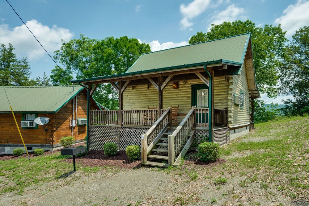 Lakeview Cabin At Marina On Dale Hollow Lake Near Standing Stone State Park Cookeville Usa Best Price Guarantee Lastminute Com Au