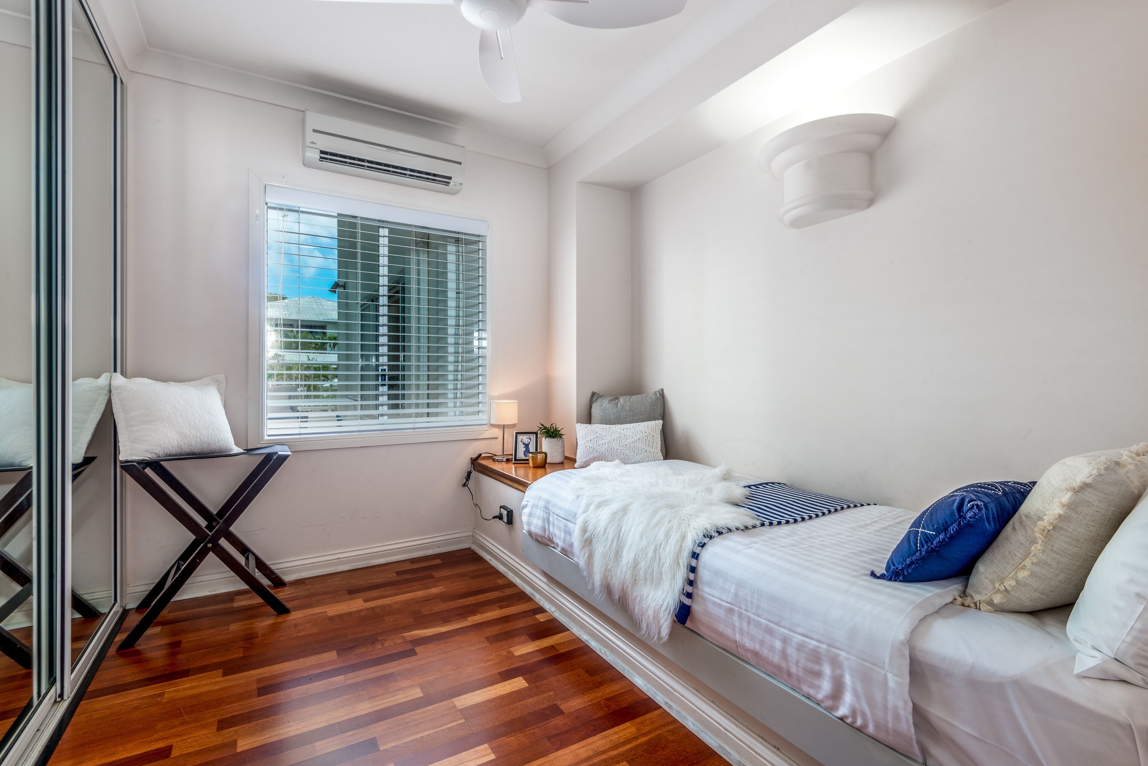 Absolute Beachfront Apt w Private Pool