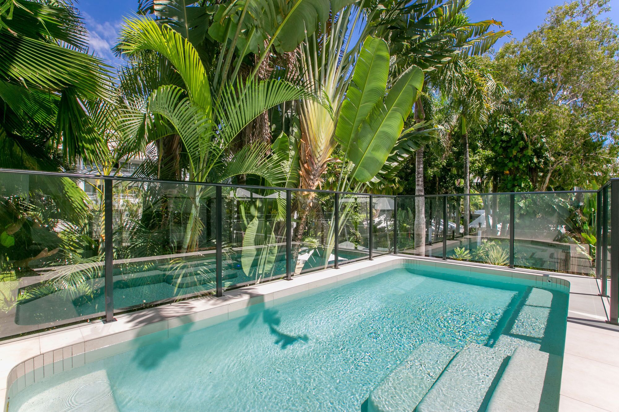 Absolute Beachfront Apt w Private Pool