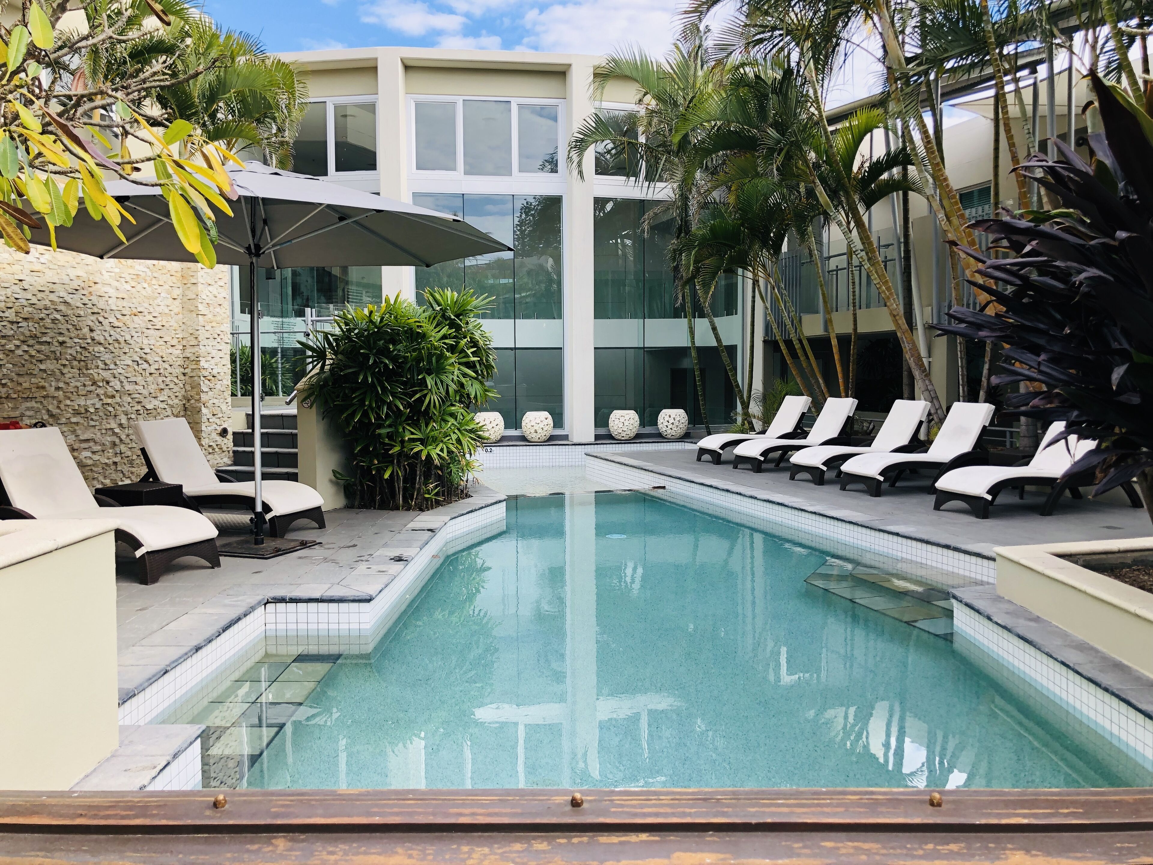 SPACIOUS BEACH PAD – AMAZING OCEAN VIEWS - CABARITA BEACH