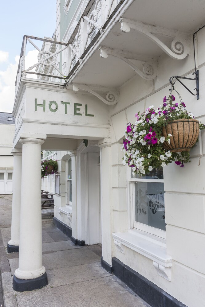 The Clarendon Royal Hotel Deals & Reviews (Gravesend, GBR) Wotif