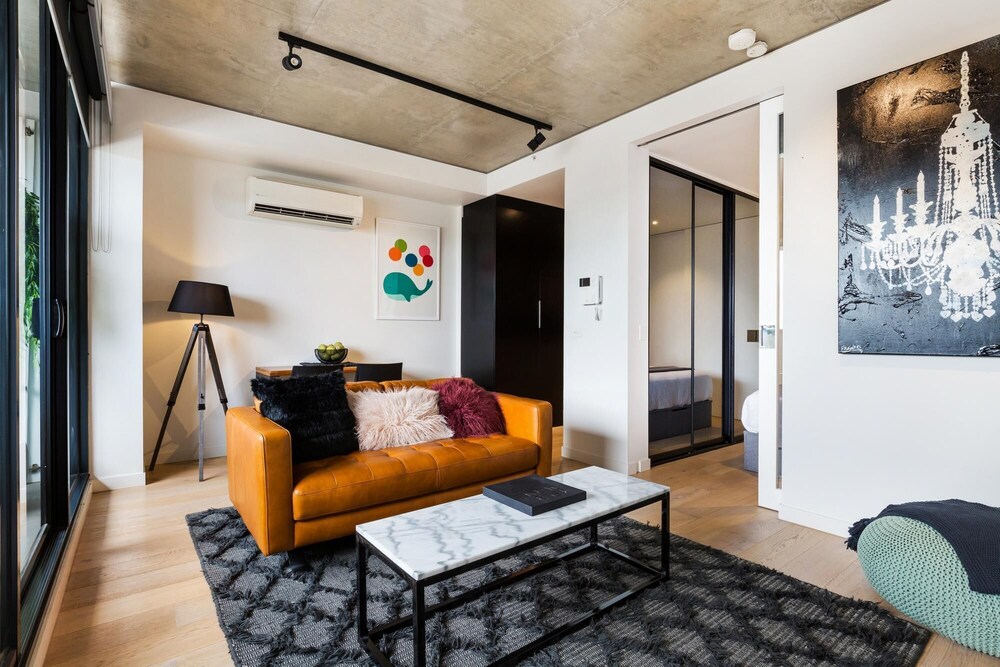 Artsy Apartment Cbd City Views And Balcony Melbourne Aus Best Price Guarantee Lastminute Com Au