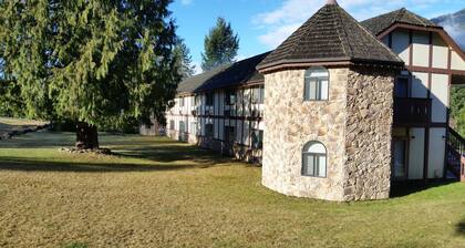 Packwood Lodge