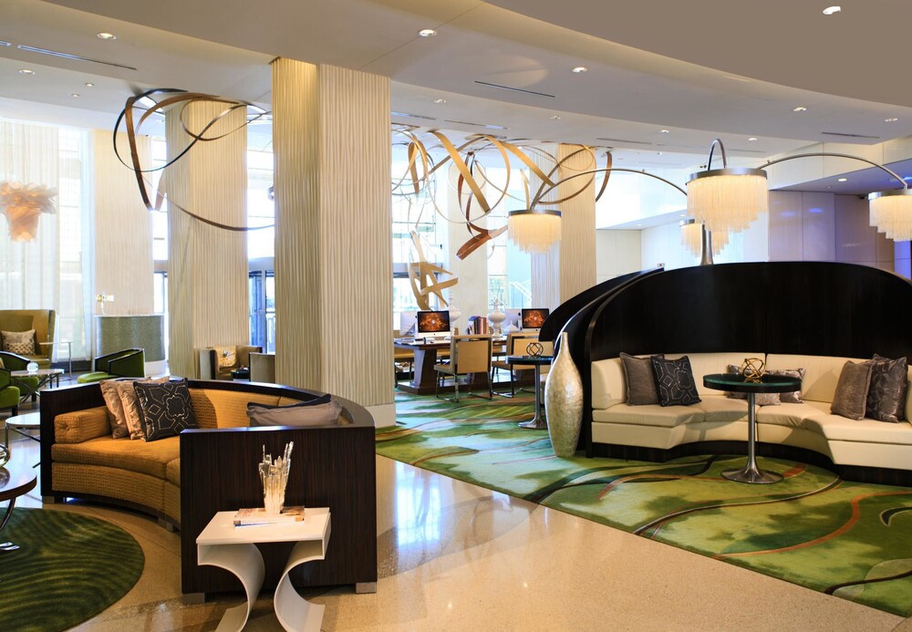 Renaissance Arlington Capital View Hotel In Rates Outdoor Dining Featured Image Lobby