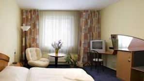 In-room safe, iron/ironing board, free WiFi