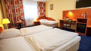 In-room safe, iron/ironing board, free WiFi