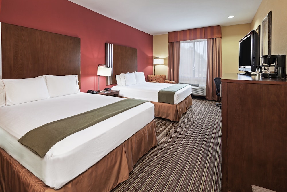 Holiday Inn Express Cleveland, an IHG Hotel