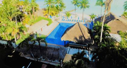 Nautibeach Condos