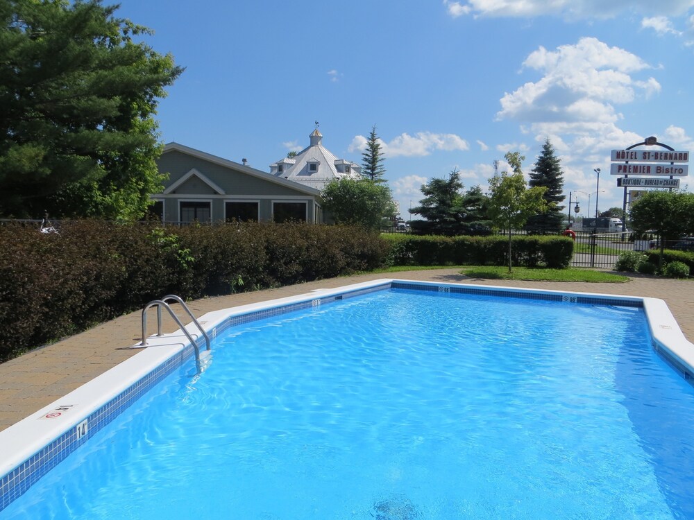 Hotel St. Bernard in StBernarddeLacolle Best Rates & Deals on Orbitz