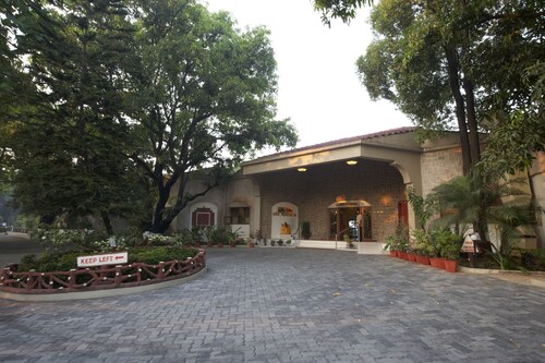 10 Best Silvassa Accommodation With Spa Au 64 Spa Resorts Lastminute Com Au