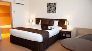 Minibar, in-room safe, iron/ironing board, free WiFi
