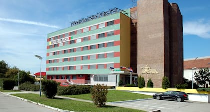 Hotel Panon