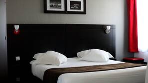 Memory foam beds, desk, laptop workspace, blackout drapes