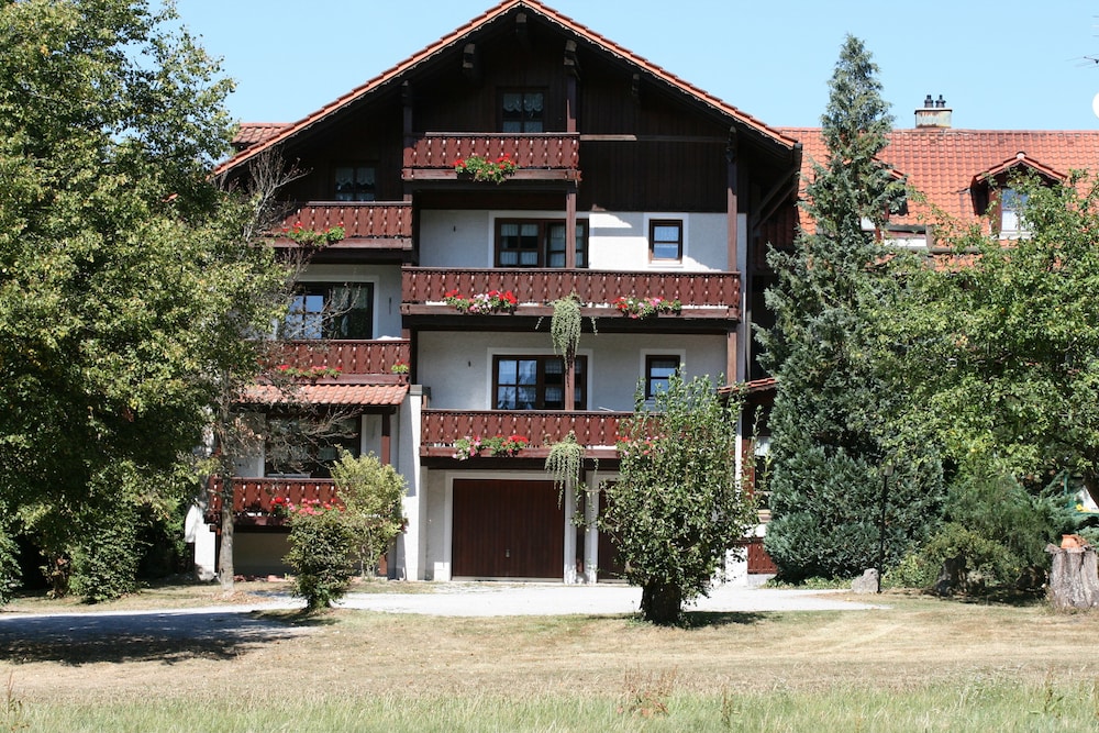 Waldpension Jagerstuberl In Bad Griesbach Im Rottal Hotel Rates