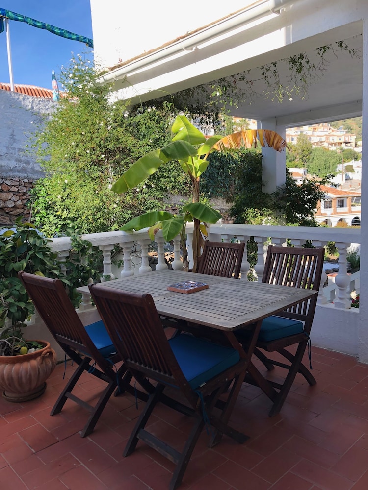 Foto - Hostal Avalon