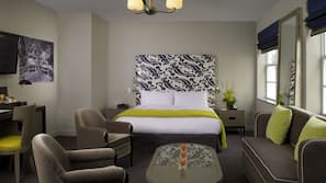 Ropa de cama de alta calidad, edredones de plumas, minibar y caja fuerte