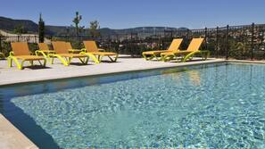 Seasonal outdoor pool