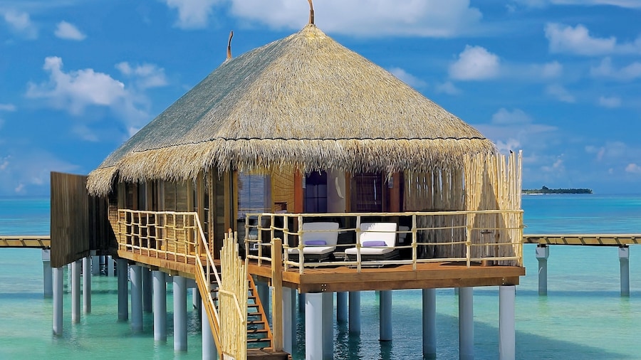 Constance Moofushi All Inclusive