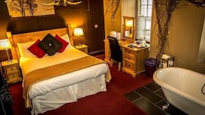 Desk, iron/ironing board, cots/infant beds, free WiFi