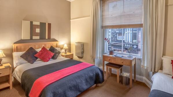 Desk, iron/ironing board, free WiFi, linens