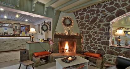 Boutique Hotel Skamnos